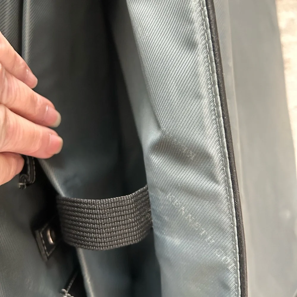 Kenneth Cole Reaction elegant black